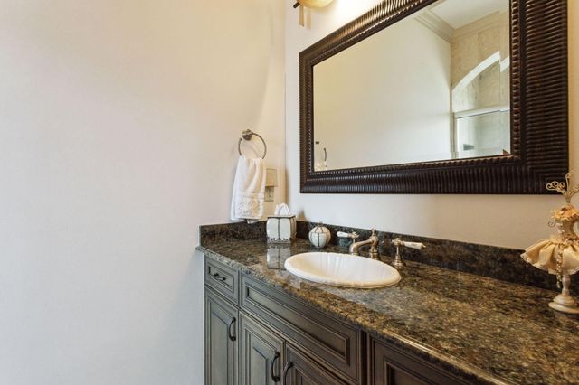 3870 NE 31st Avenue, Lighthouse Point, FL 33064