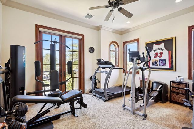 3870 NE 31st Avenue, Lighthouse Point, FL 33064