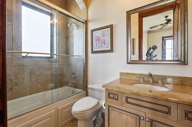 3870 NE 31st Avenue, Lighthouse Point, FL 33064