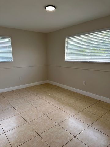 7761 NW 15th Court, Pembroke Pines, FL 33024