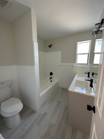 7761 NW 15th Court, Pembroke Pines, FL 33024