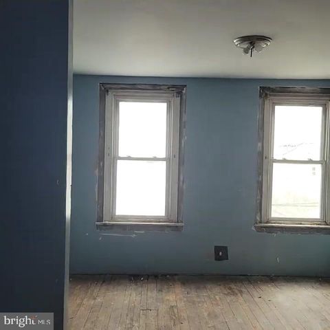 1230 W SERGEANT ST, Philadelphia, PA 19133