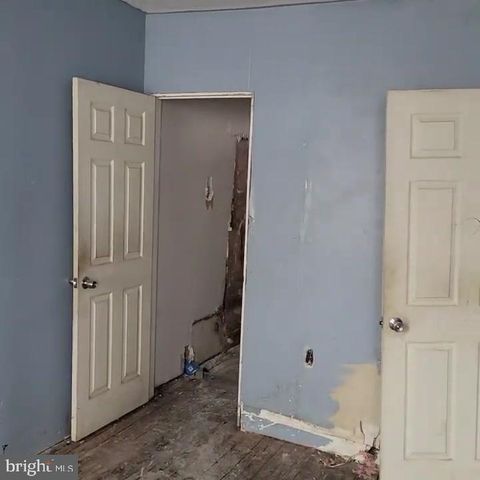 1230 W SERGEANT ST, Philadelphia, PA 19133