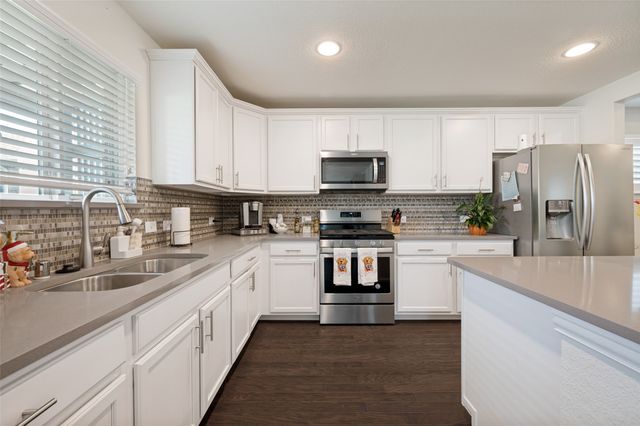 8946 Twin Pines Lane, Frisco, TX 75036