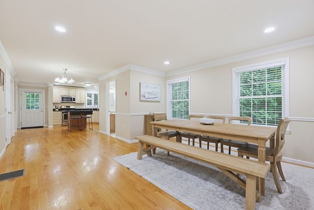 109 Bear Hill Rd, Cumberland, RI 02864