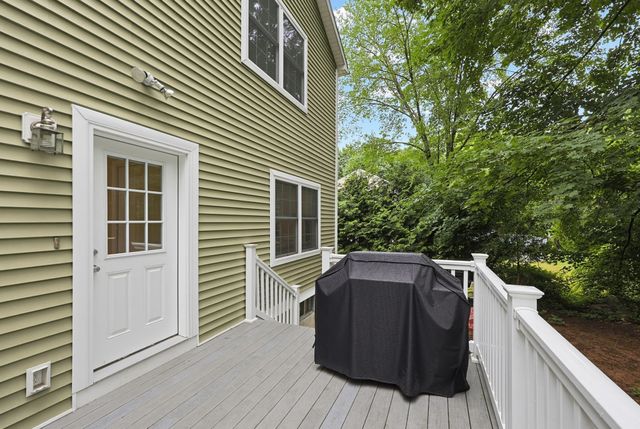 109 Bear Hill Rd, Cumberland, RI 02864