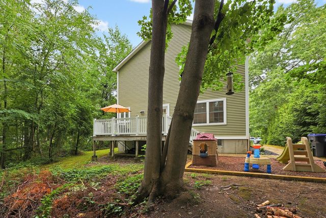 109 Bear Hill Rd, Cumberland, RI 02864