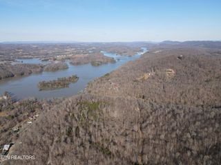 121 River Ridge Rd, Maynardville, TN 37807