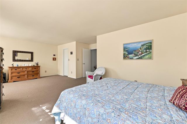 77 Sunburst Terrace, Central Islip, NY 11722