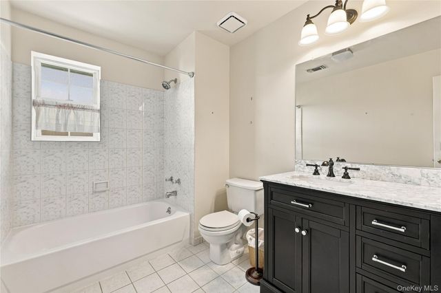 77 Sunburst Terrace, Central Islip, NY 11722