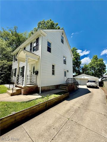 211 Morrison Avenue, Cuyahoga Falls, OH 44221