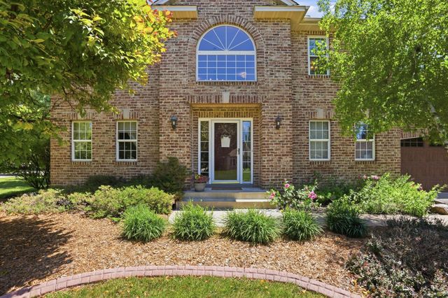 8511 Cedar Court, Victoria, MN 55386