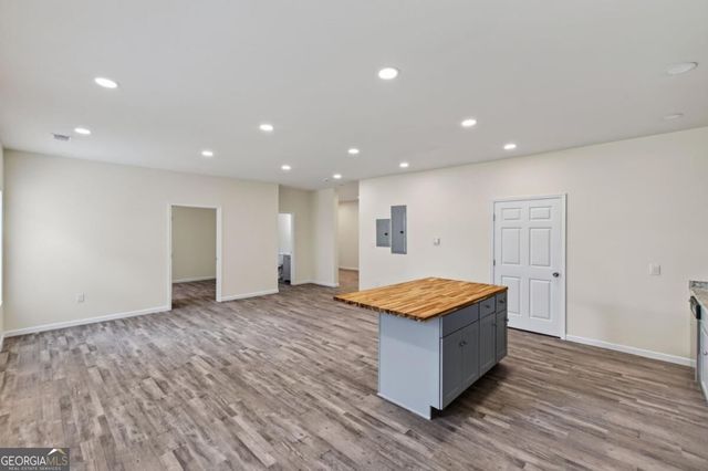 160 Janney Circle, Mcdonough, GA 30253
