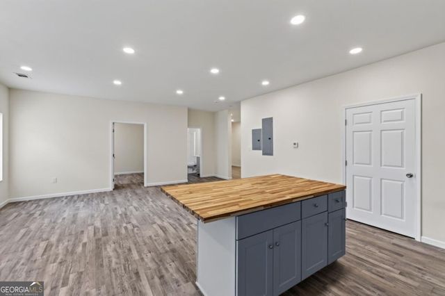 160 Janney Circle, Mcdonough, GA 30253