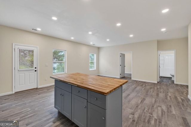 160 Janney Circle, Mcdonough, GA 30253