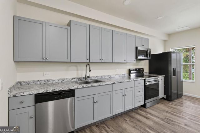 160 Janney Circle, Mcdonough, GA 30253
