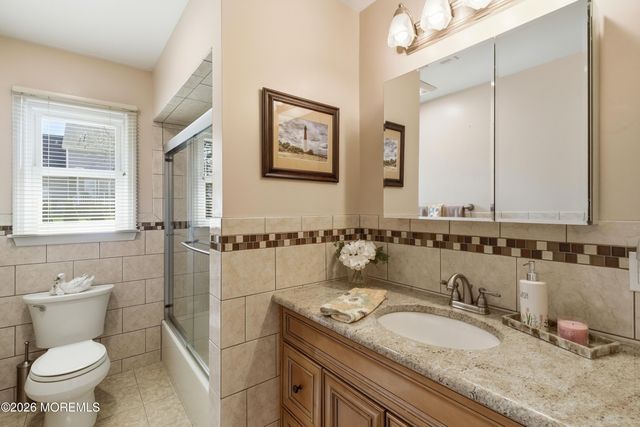 867 Derry Drive, Toms River, NJ 08753