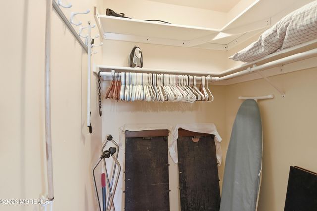 867 Derry Drive, Toms River, NJ 08753