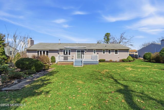 867 Derry Drive, Toms River, NJ 08753