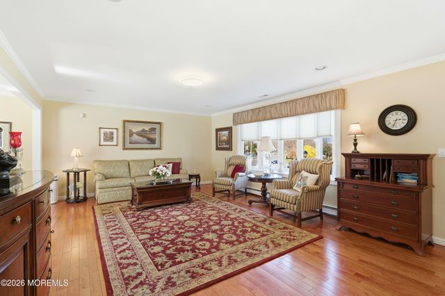 867 Derry Drive, Toms River, NJ 08753