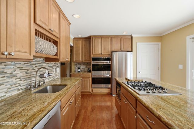 867 Derry Drive, Toms River, NJ 08753