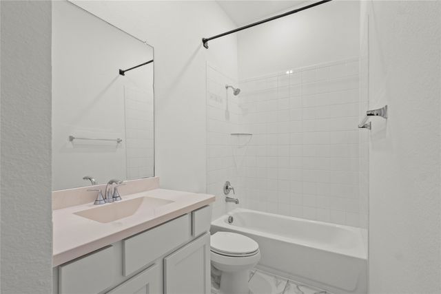 1805 Lockhart Drive, Forney, TX 75126