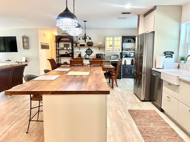 186 23rd Avenue, Vero Beach, FL 32962