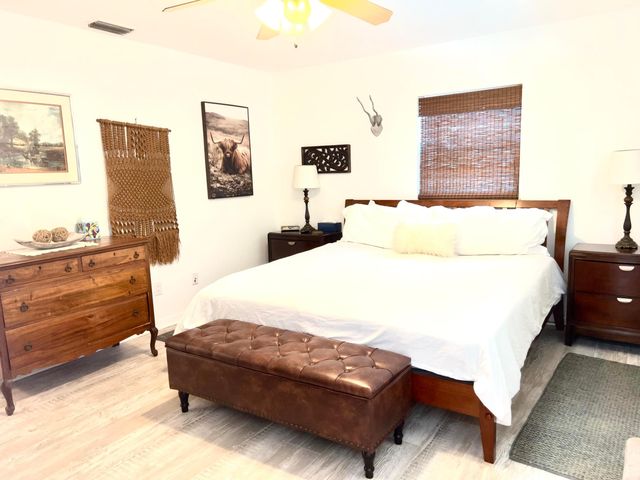 186 23rd Avenue, Vero Beach, FL 32962