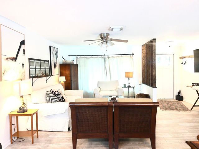 186 23rd Avenue, Vero Beach, FL 32962