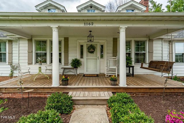 1162 Muddy Creek Road, Blountville, TN 37617