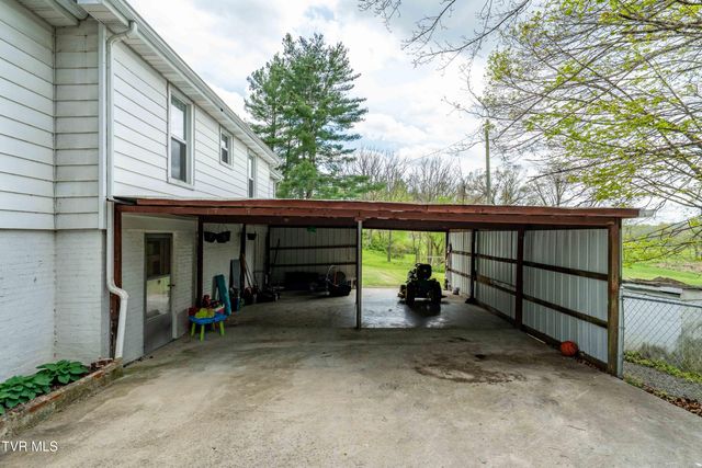 1162 Muddy Creek Road, Blountville, TN 37617