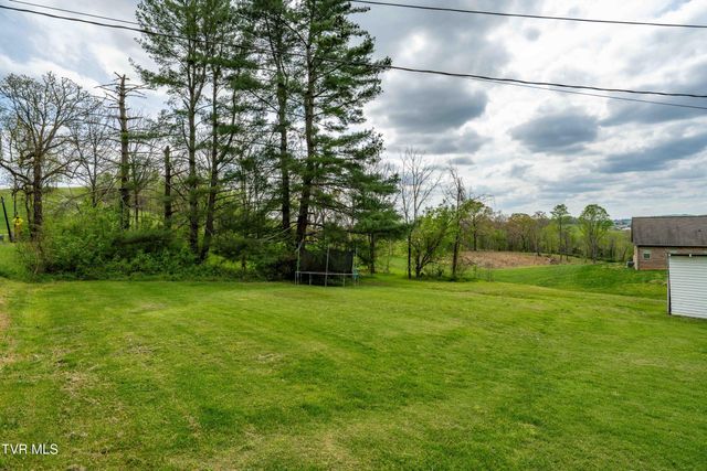 1162 Muddy Creek Road, Blountville, TN 37617