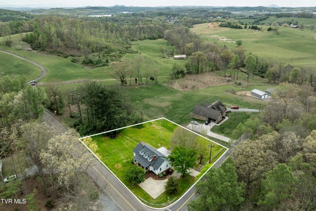 1162 Muddy Creek Road, Blountville, TN 37617