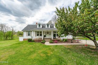 1162 Muddy Creek Road, Blountville, TN 37617