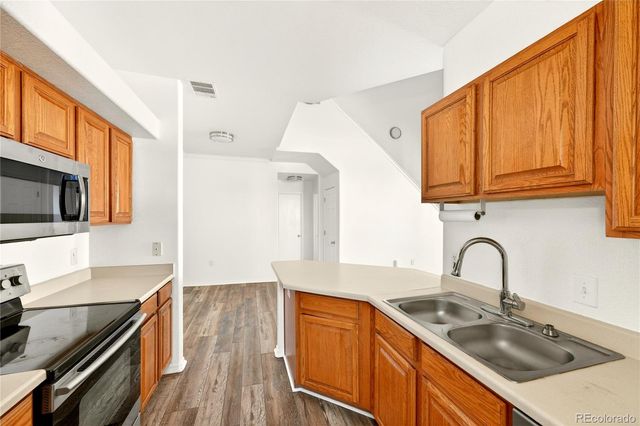 18929 E Warren Circle C205, Aurora, CO 80013