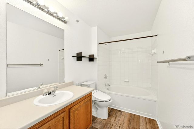 18929 E Warren Circle C205, Aurora, CO 80013