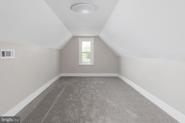 372 W BROAD ST, Gibbstown, NJ 08027