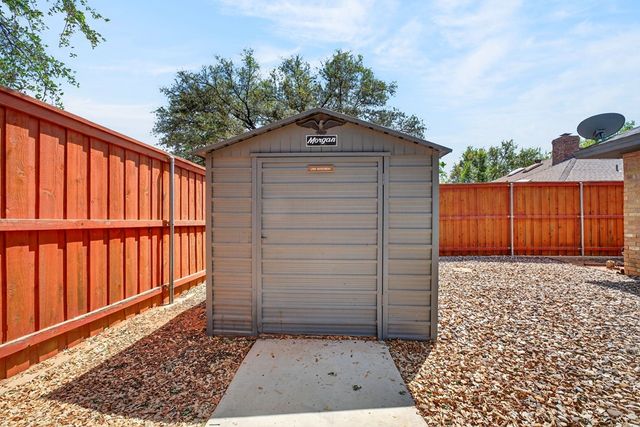 1903 Coleman Court, Midland, TX 79705