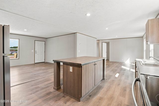 299 McDonald Dr, Brandenburg, KY 40108