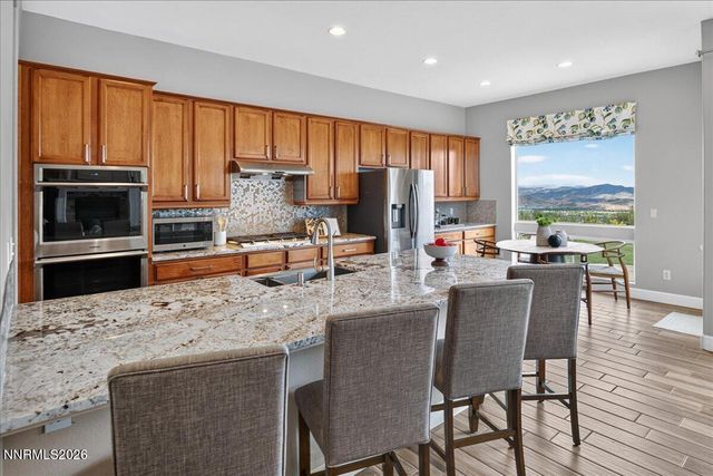 548 Echo Ridge Court, Reno, NV 89511