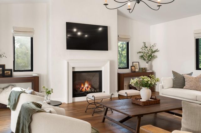 7697 Horseshoe Bar Rd, Loomis, CA 95650