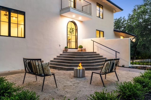 7697 Horseshoe Bar Rd, Loomis, CA 95650