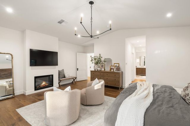 7697 Horseshoe Bar Rd, Loomis, CA 95650