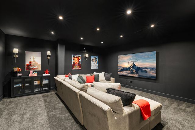 7697 Horseshoe Bar Rd, Loomis, CA 95650