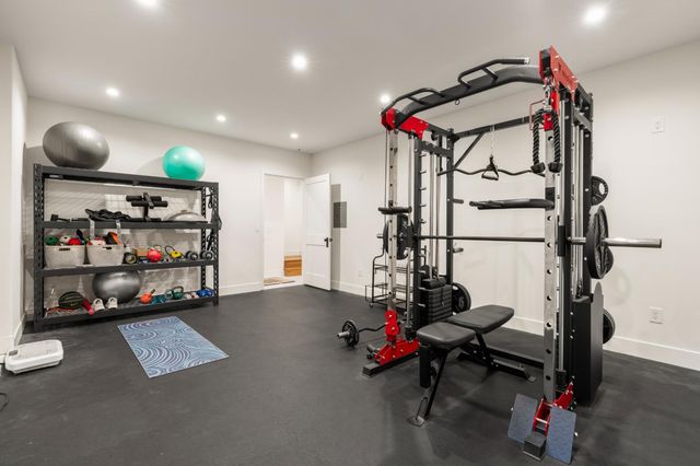 7697 Horseshoe Bar Rd, Loomis, CA 95650