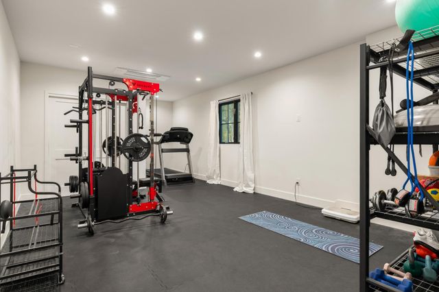 7697 Horseshoe Bar Rd, Loomis, CA 95650