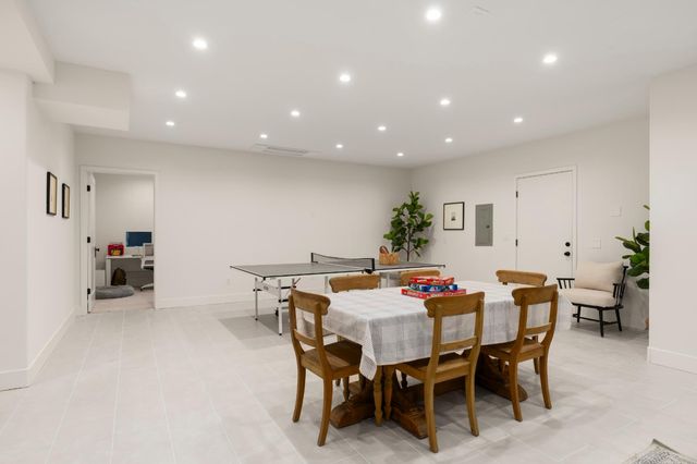 7697 Horseshoe Bar Rd, Loomis, CA 95650
