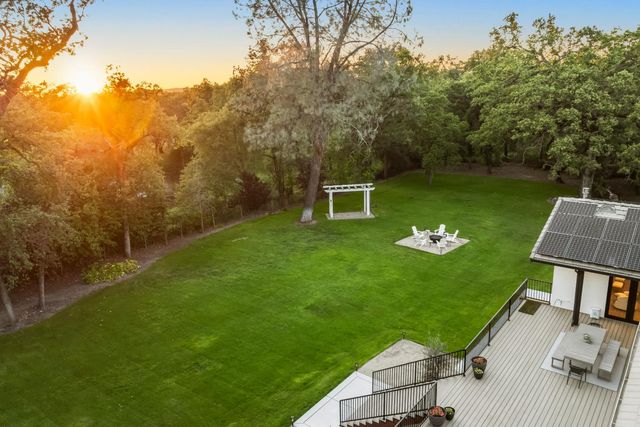 7697 Horseshoe Bar Rd, Loomis, CA 95650