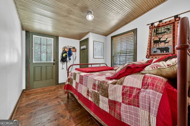 280 Serenity Place, Ellijay, GA 30540