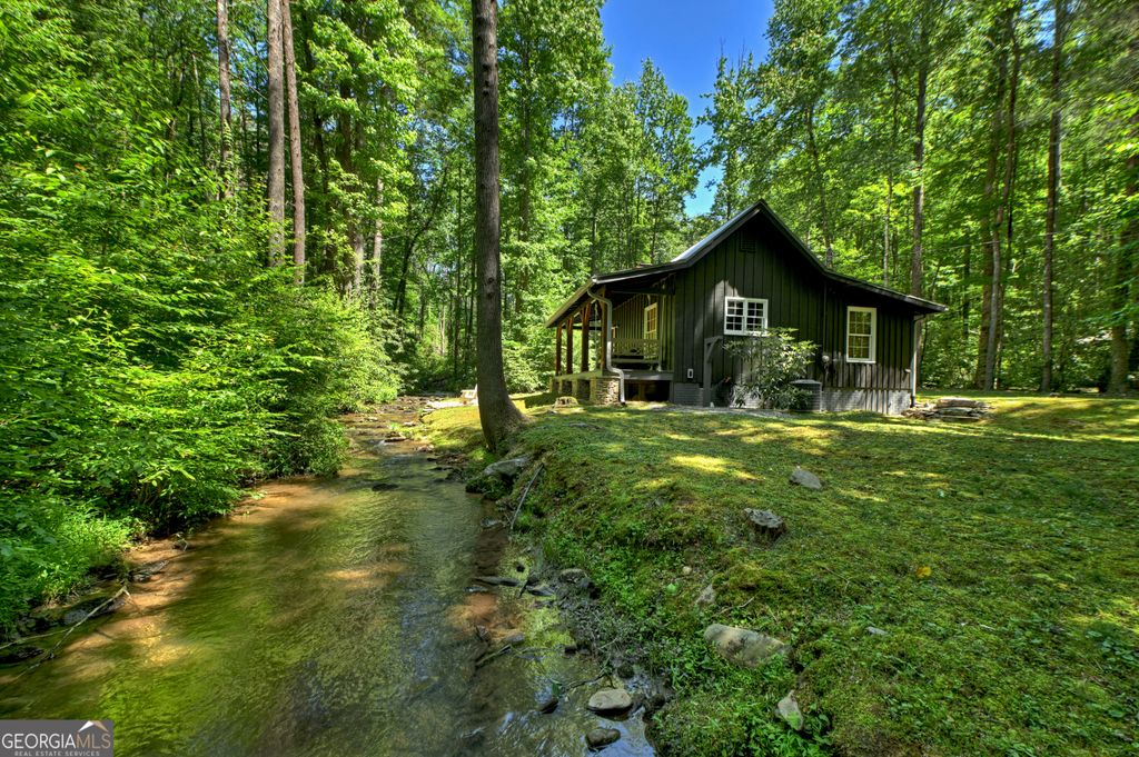 280 Serenity Place, Ellijay, GA 30540